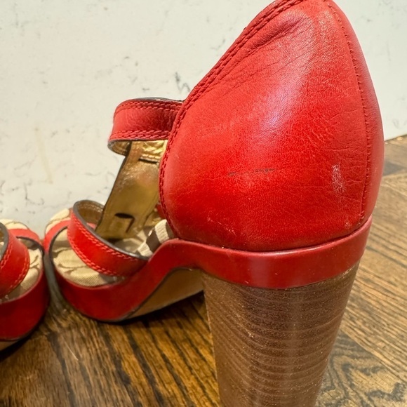 Coach Joanne Leather stacked heel with gold buckles size 7.5 women’s - Picture 8 of 8
